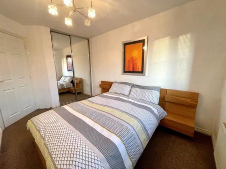 Thackhall Street, Coventry - - Photo 2