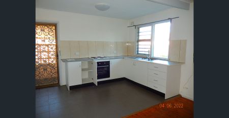 2 B/R SEMI HOUSE - Photo 4