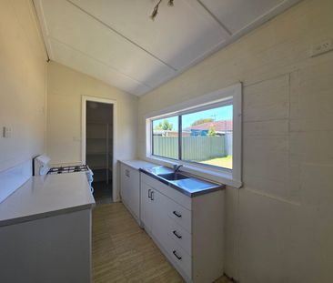 Charming Character Home Minutes from the CBD - Photo 6