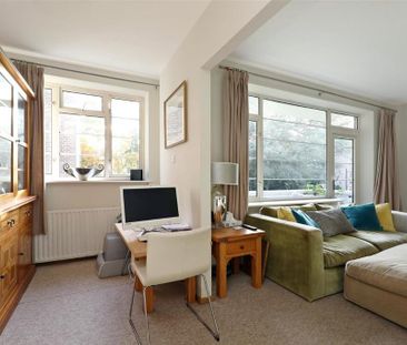 3 bedroom flat to rent - Photo 5