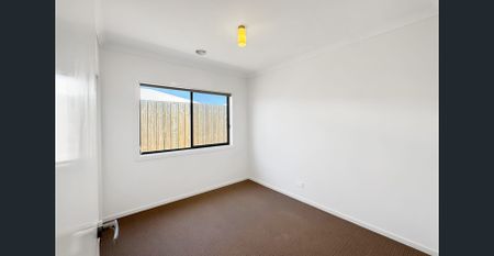 Spacious family living in Mount Duneed - Photo 2