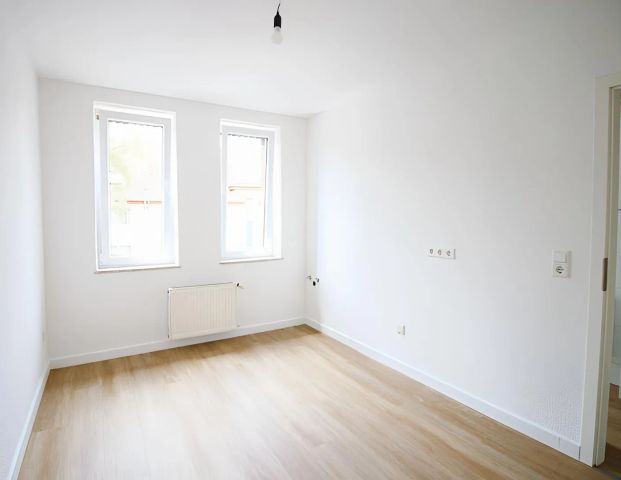SCHÖNE 3-ZIMMERWOHNUNG IN RUHIGER WOHNLAGE ZU MIETEN - Photo 1
