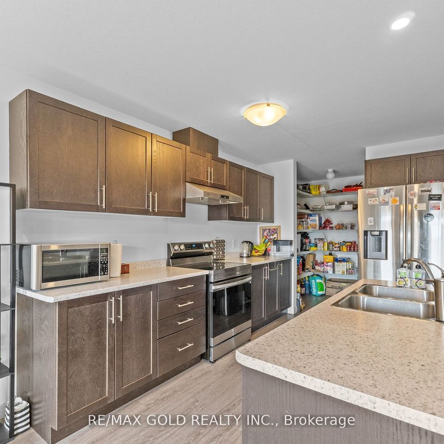 For Lease - 82 Pony Way, Kitchener, Ontario - Photo 1