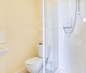 House share to rent - Photo 1