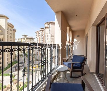 Bright 1 Bed | Fully Furnished | Golf Course View - Photo 4