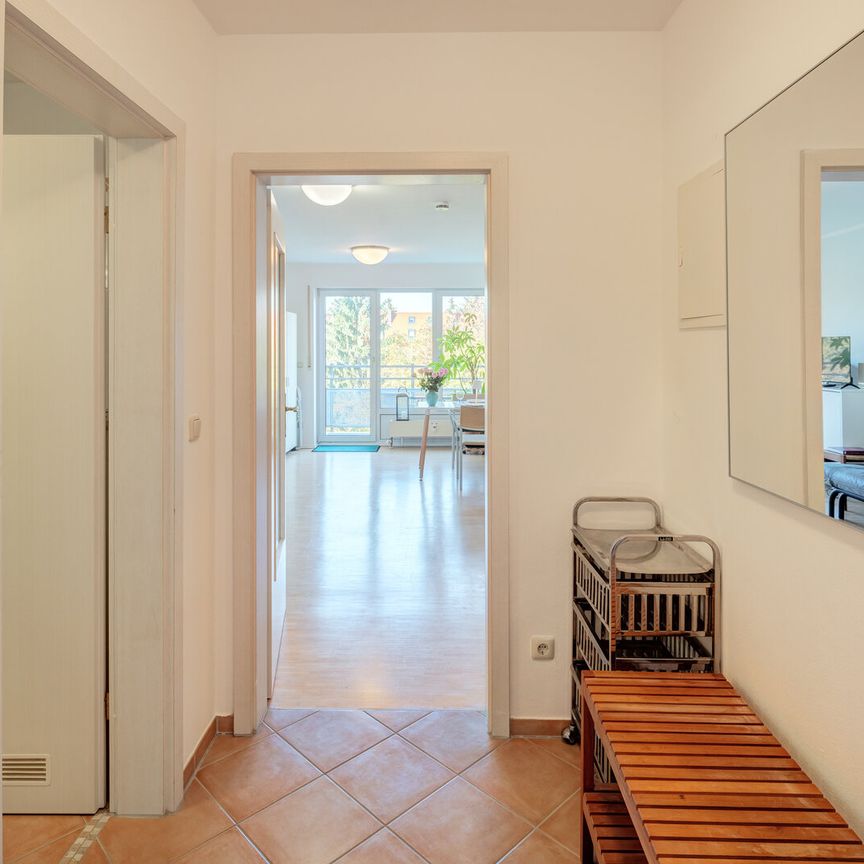 Close to the St-Quirin square in Harlaching - Photo 1