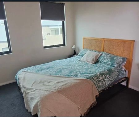 Westminster - Photo 2