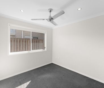 EASY LIVING ON HARMONY DRIVE - FRESH, BRIGHT, AND MOVE-IN READY AT ... - Photo 2