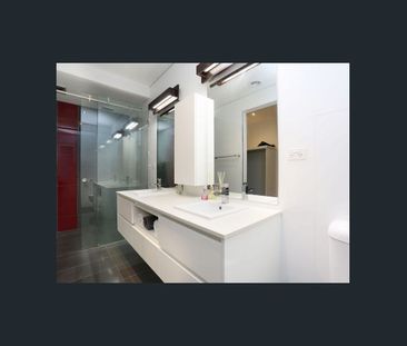 Designers 4 Bedroom House - Sunshine West, Vic - Photo 1