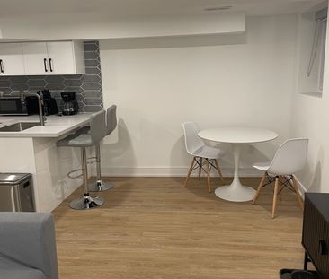 For Lease - 6 Edgewood Gardens Unit# B, Toronto, Ontario - Photo 5