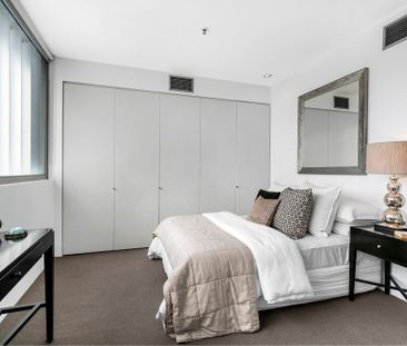 Top of the Town - Unfurnished - Available 30th October - Photo 3