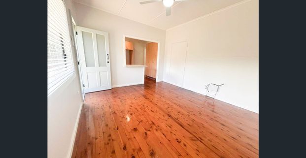 Cozy Home in Shoal Bay! - Photo 1