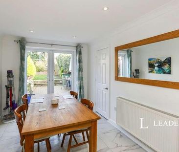 New Road, Netley Abbey, Southampton, Hampshire, SO31 - Photo 4