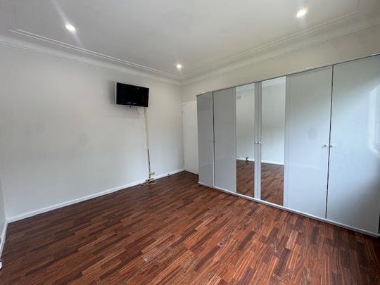 SPACIOUS FAMILY HOME - Photo 1