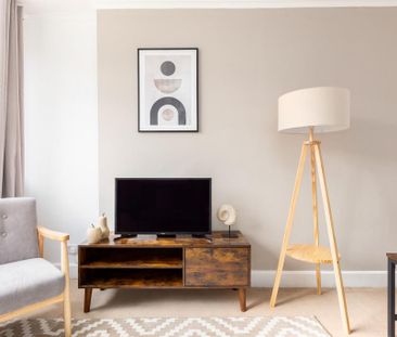 2 bedroom flat to rent - Photo 4