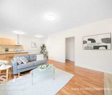 Top-Floor, 2-Bedroom Unit in Strathfield - Photo 3