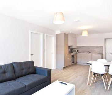 2 bedroom flat to rent - Photo 1