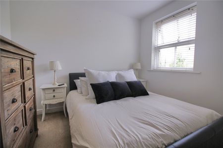 2 bed apartment to rent in Yarm Road, Eaglescliffe, TS16 - Photo 2