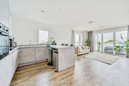2 bedroom flat to rent - Photo 3