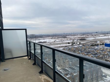 For Lease - 60 Honeycrisp Crescent Unit# 1619, Vaughan, Ontario - Photo 3