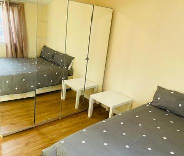 1 bedroom in a house share to rent - Photo 4