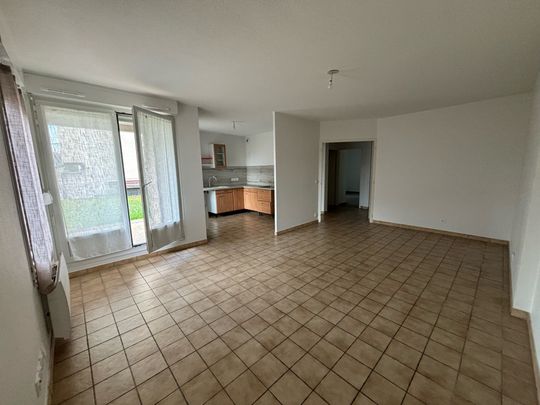 Location Appartement 2 pièces 53m² LE PEAGE DE ROUSSILLON 38550 - Photo 1