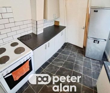 1 bedroom property to rent - Photo 6