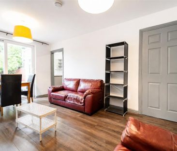 5 bedroom house to rent - Photo 1