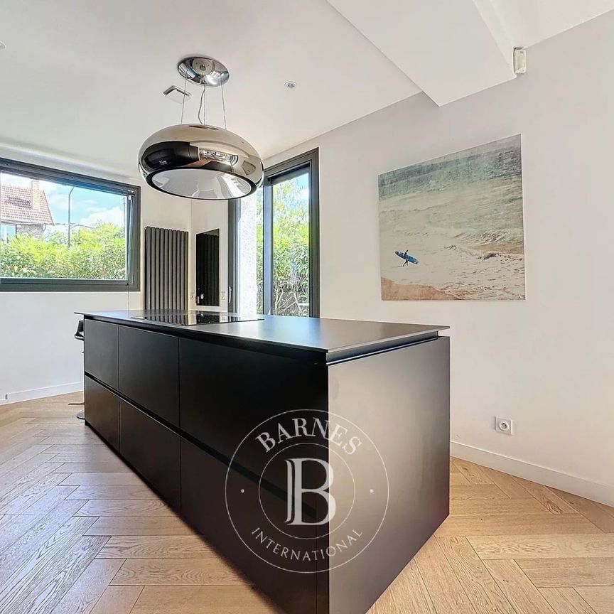 Maison / Villa • La Varenne, Saint-Maur-des-Fossés - Photo 1