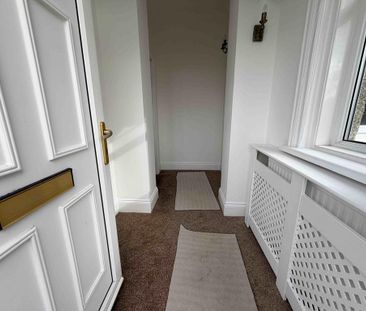3 bedroom semi-detached house to rent - Photo 3