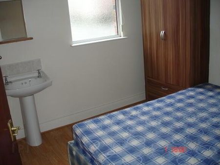 100 Wellesley Avenue, Lisburn Road, Belfast, BT9 6DH - Photo 3