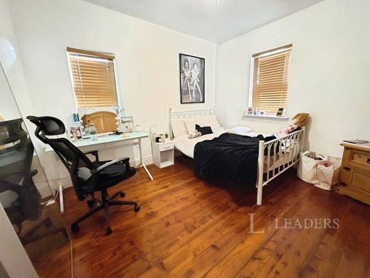 6 bedroom house to rent Moseley Road, Fallowfield, Manchester, M14 - Photo 1