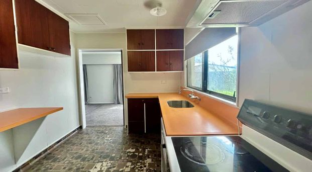 Family home in Tamatea - Photo 1