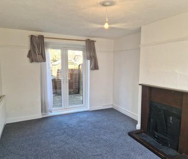 3 bedroom terraced house to rent - Photo 3