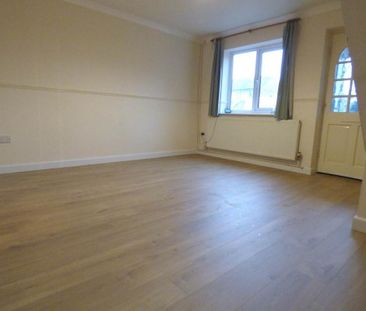 2 bedroom house to rent - Photo 1