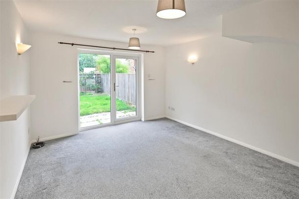 2 bedroom semi-detached house to rent - Photo 1