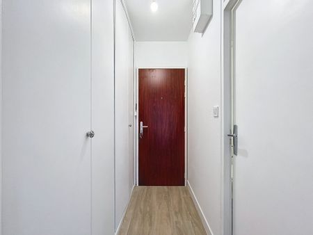 Location Appartement 1 pièce 26m² ST LO 50000 - Photo 5