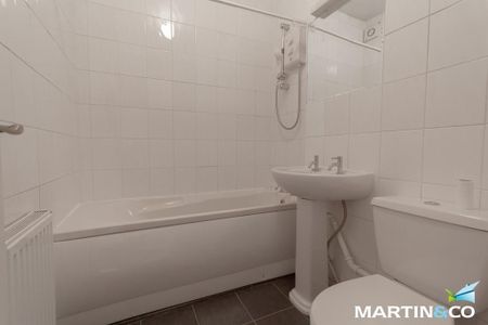 2 bedroom terraced house to rent - Photo 2