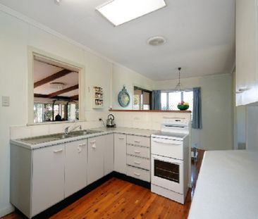 Great Position + Big Bonus Rumpus Room - Photo 6