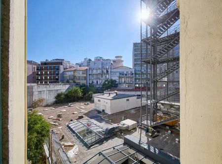 Avenida Duque dÁvila, Lisbon, Lisbon 1050-081 - Photo 3