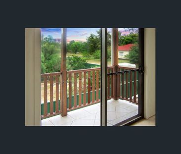 Stylish 3-Bedroom Townhouse with Alfresco Living - Photo 6