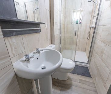 298 Tiverton Road - Photo 6