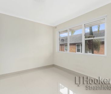 Two Bedroom Apartment - Photo 3