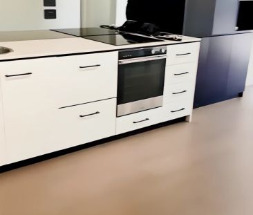 2 bed 2 bath - Photo 3