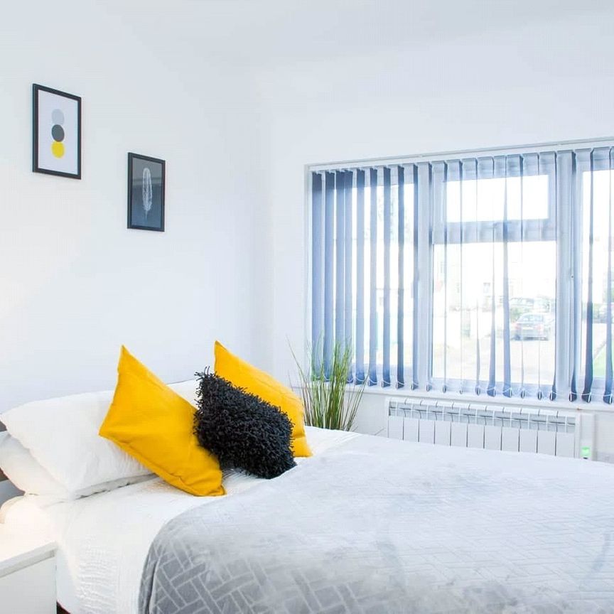 Landseer Avenue, Lockleaze - Photo 1