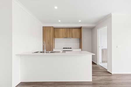 Spacious 4-Bedroom Home - Photo 5