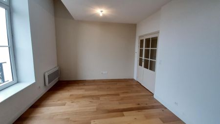 location Appartement F2 DE 43.27m² À POITIERS - Photo 5