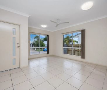 Fully Air Conditioned -Tiled Throughout - Photo 6