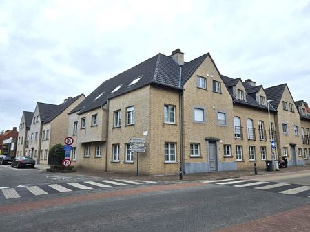 Dakappartement met 2 slaapkamers, terras, kelder en parking - Photo 2