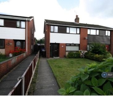 3 bedroom semi-detached house to rent - Photo 5